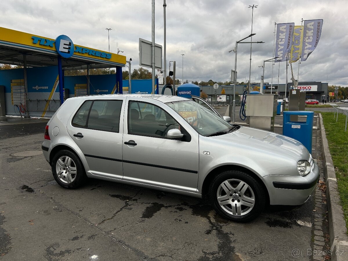 Golf 4 1.6 77kw 2002 nájezd 150tkm - 7
