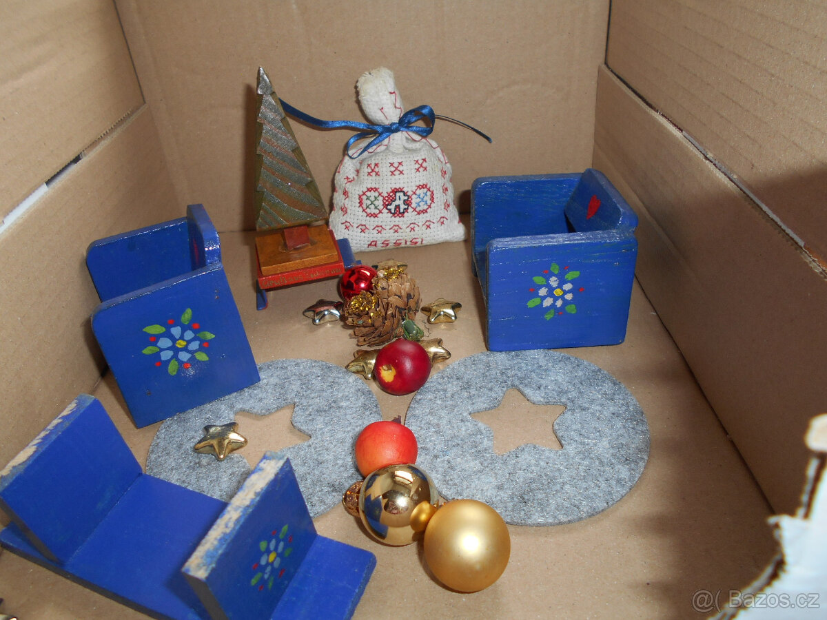 NÁBYTEK PRO PANENKY + STROMEČEK - RETRO VÁNOČNÍ SET 1 - 7