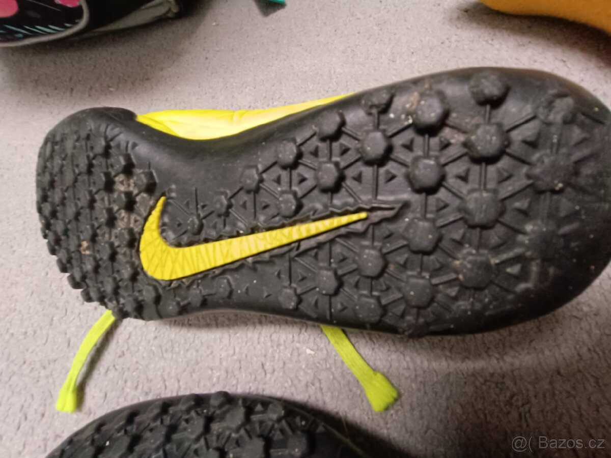 Turfy Nike 38 cm - 7