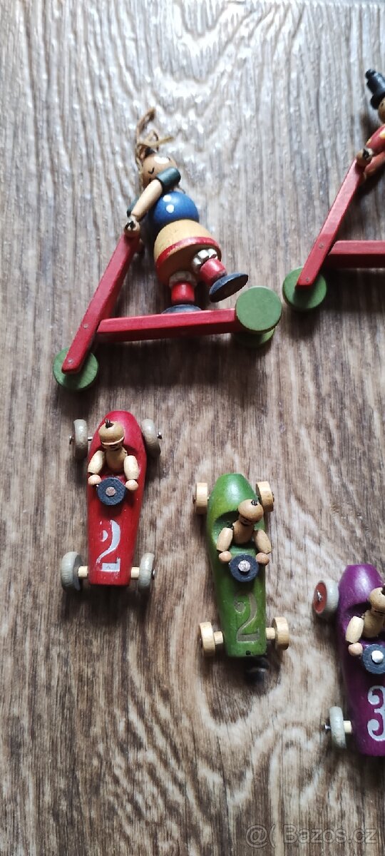 Dřevěné figurky a autíčka - 7