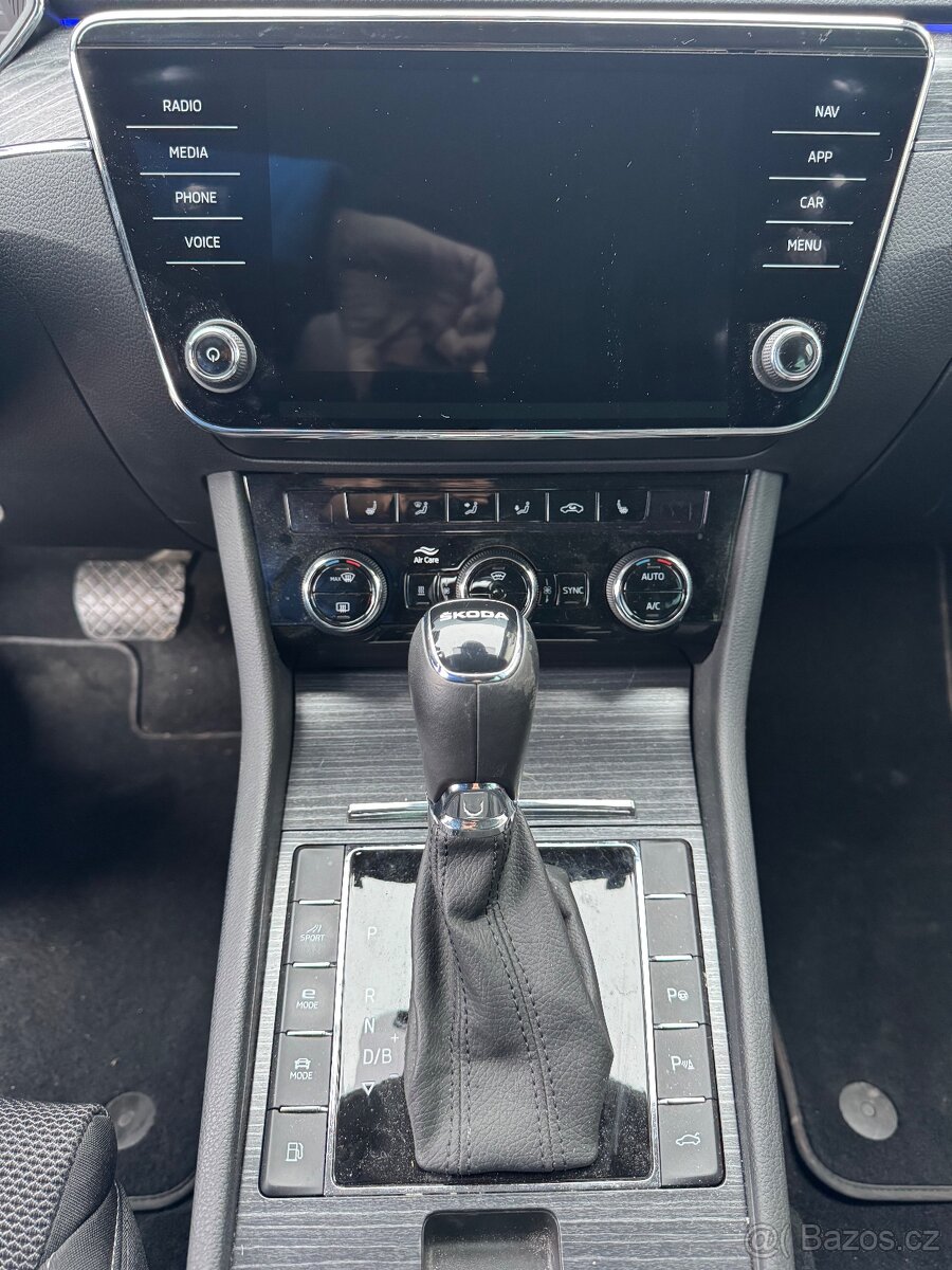 Škoda Superb 1.4 iv - 7