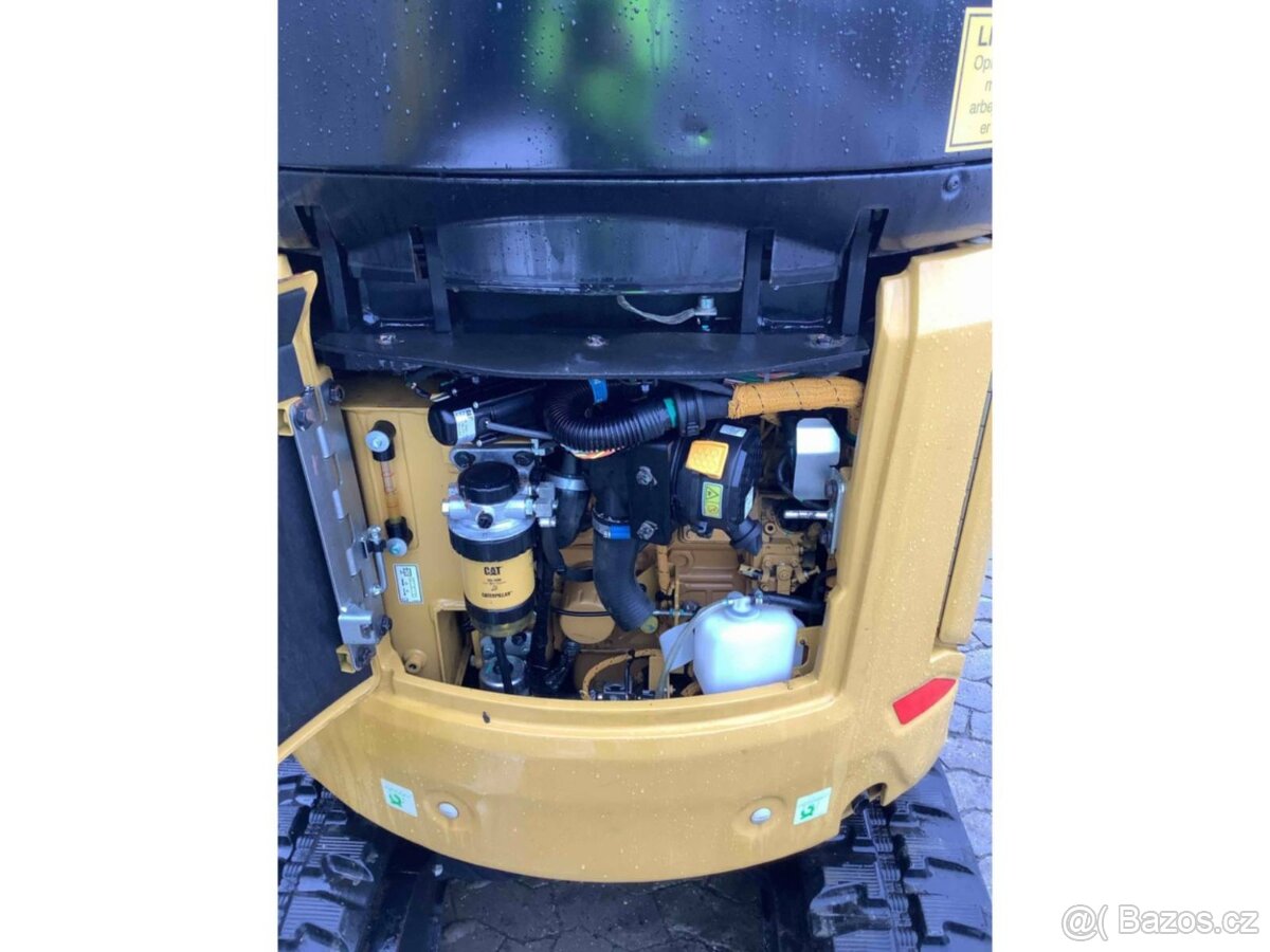 Minibagr CAT 302 CR - 7