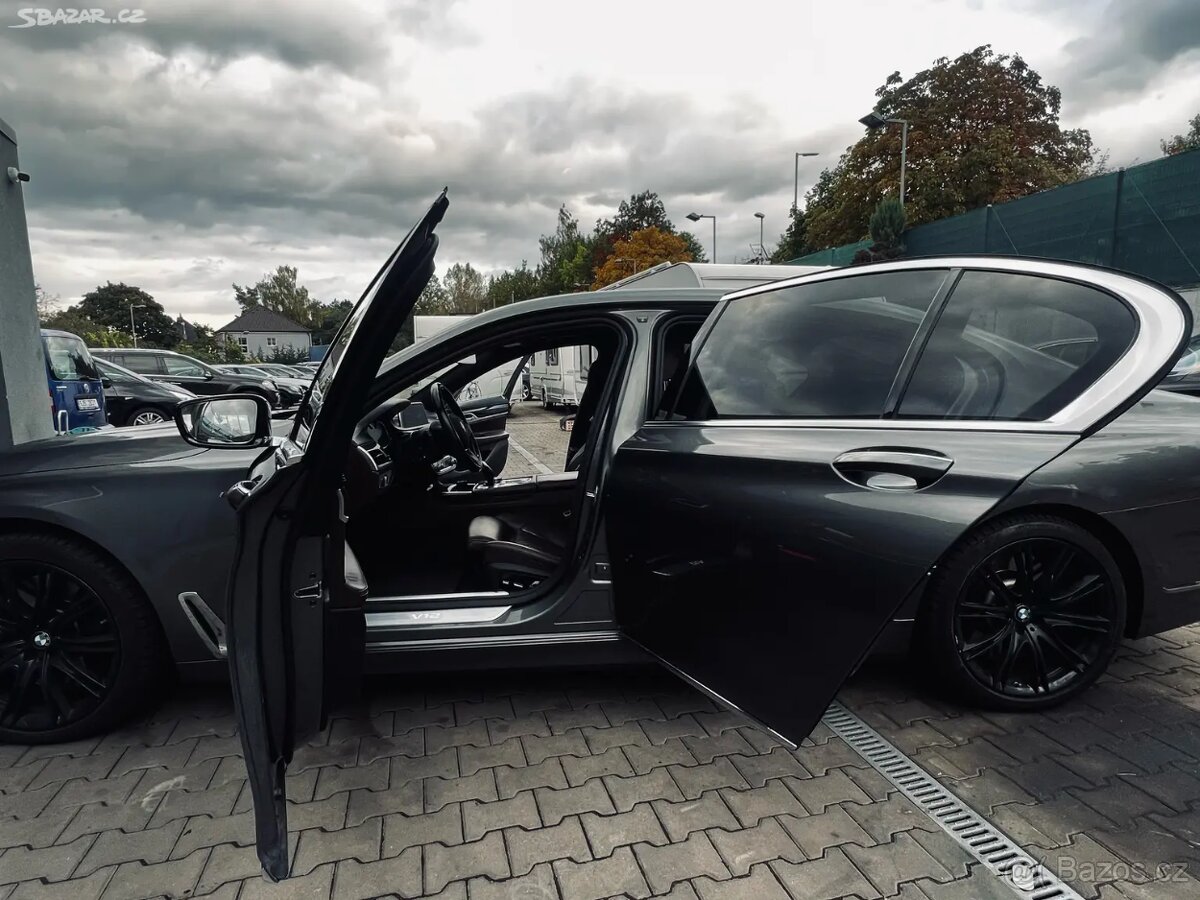 BMW 760 Li V12 LONG Individual X-drive-4X4 - 7