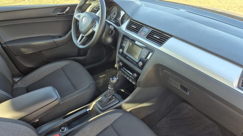 Prodám Škoda Rapid 1.4 TDI 66KW - DSG - 7