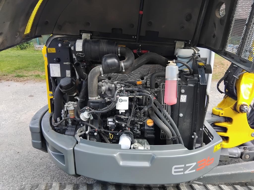 Wacker Neuson EZ36 Powertilt - 7