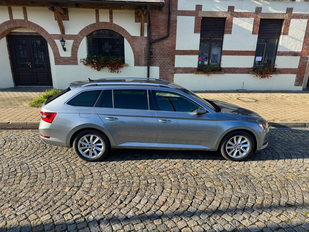 Skoda Superb Combi 1.6 TDI - 7