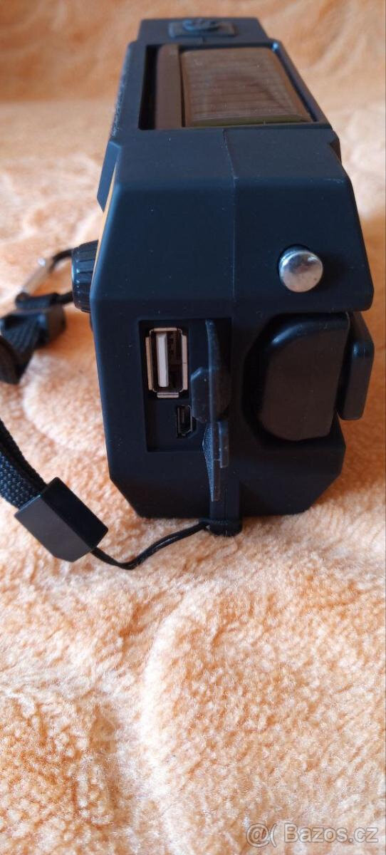 Multifunkční solární nouzové rádio - 7