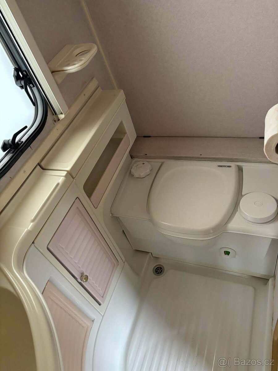 Prodám karavan Swift Challenger - 7