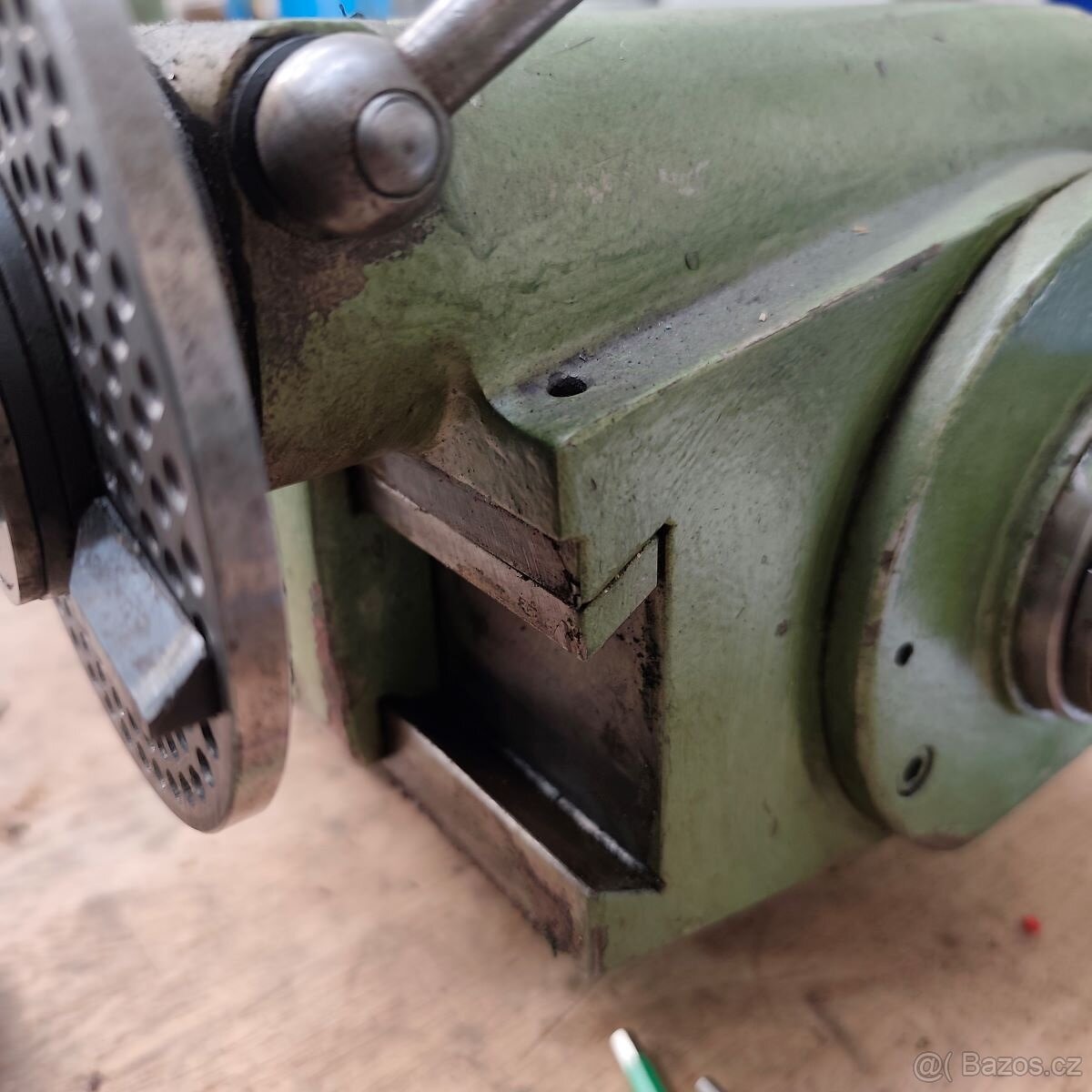 Dělící stůl (hlava) DECKEL pro nástrojařskou frézku - 7