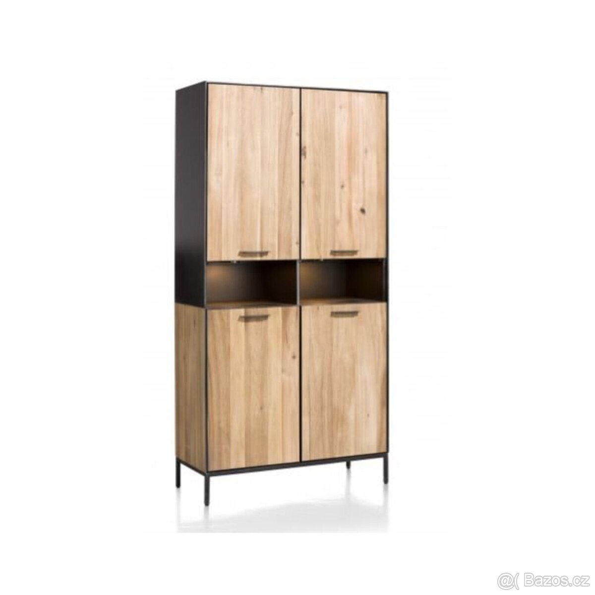 Dřevěná vitrína LUGAL – přírodní elegance - 7