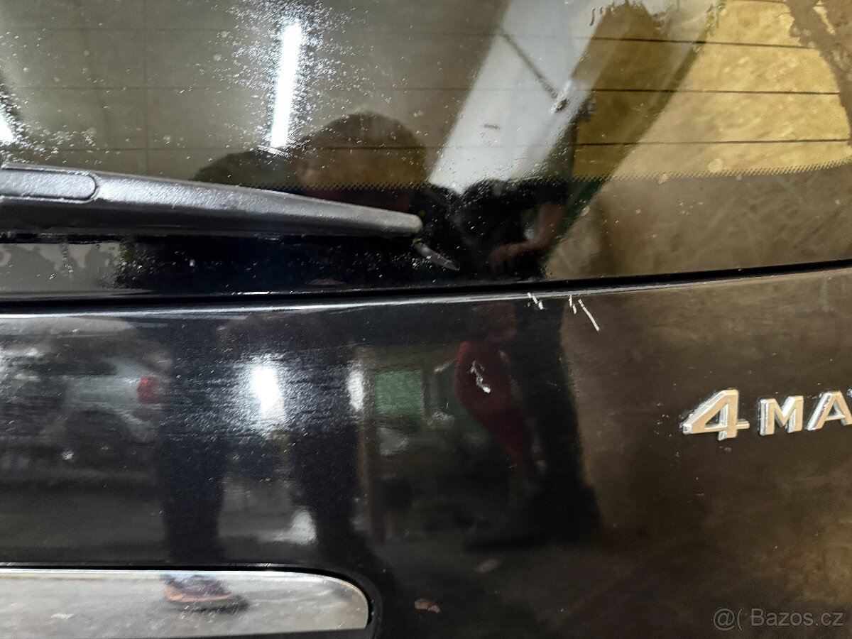 DVEŘE KUFRU MERCEDES R-CLASS W251 - 7