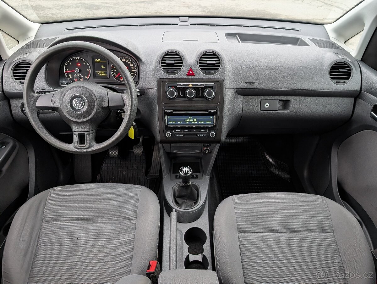 VW CADDY 1.6TDi 75kW 2012 TAŽNÉ ZAŘÍZENÍ, SERVISNÍ HISTORIE - 7