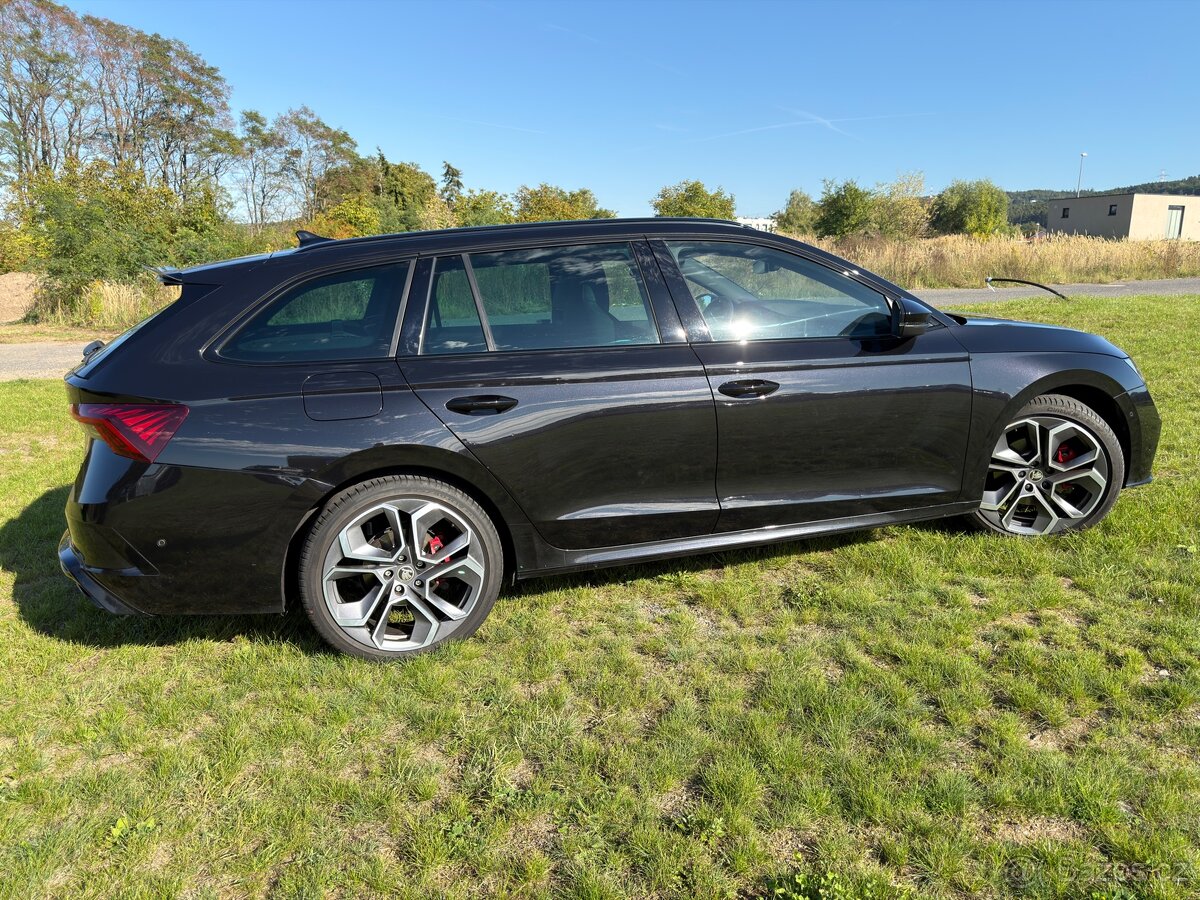 Škoda Octavia 4 RS TDI 4x4 - 7