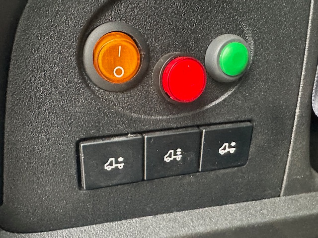 Odtahovka IVECO DAILY 3,0hpt 8st. automat i na splátky - 7