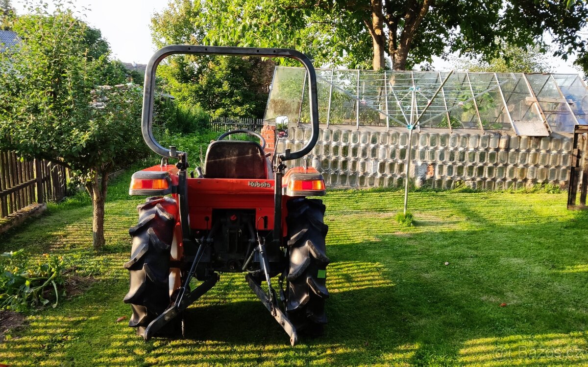 Malotraktor Kubota - 7