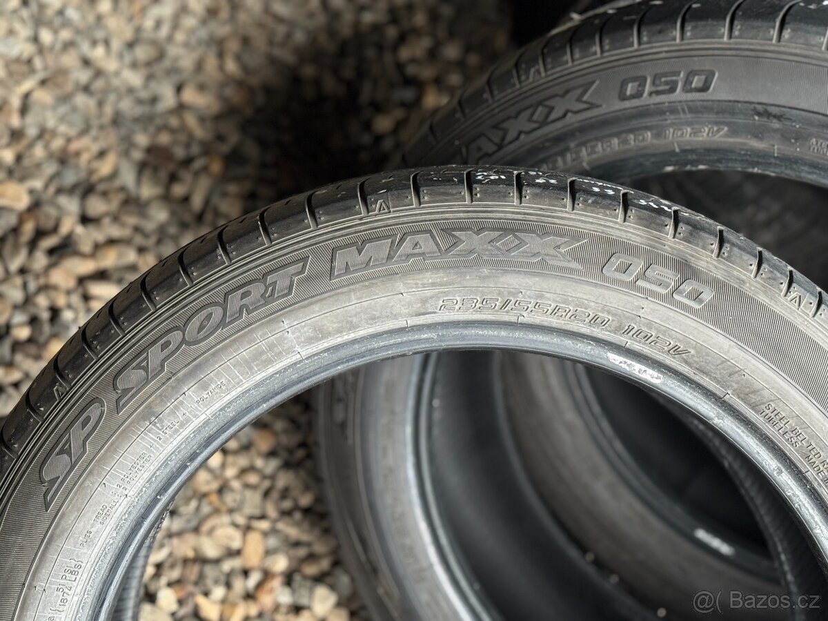 235/55/20 - Dunlop letní sada pneu - 7