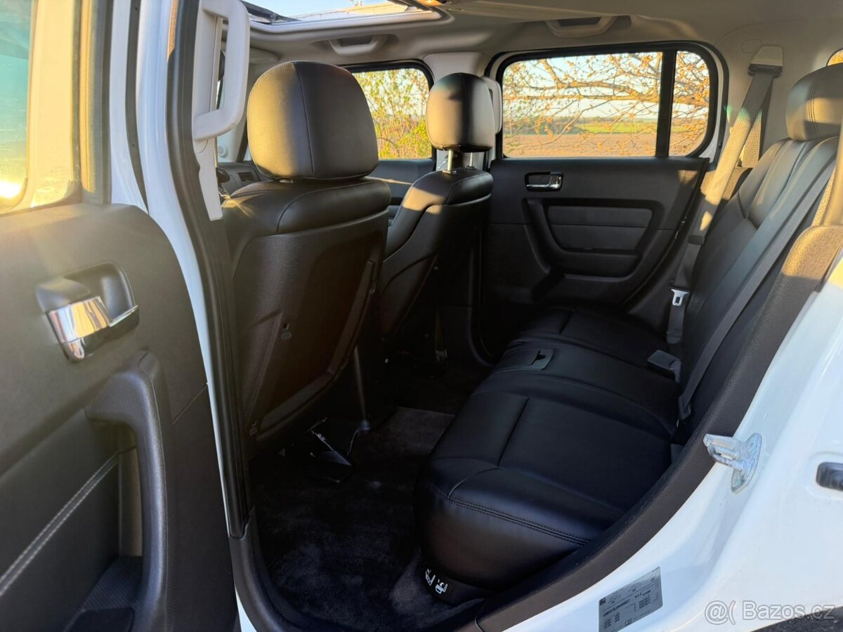 HUMMER H3 ALPHA V8 - 7