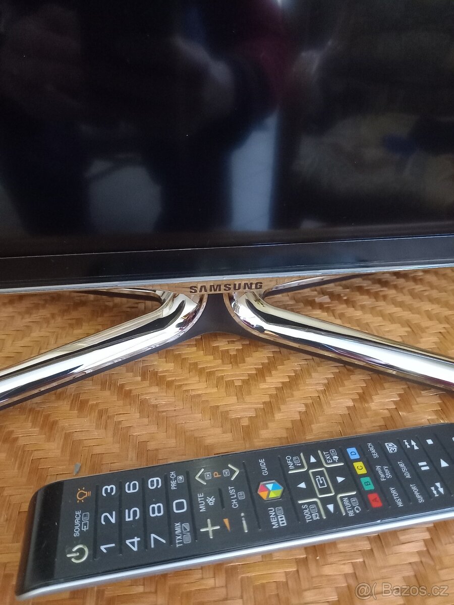 Samsung UE32ES6800S Smart TV - 7