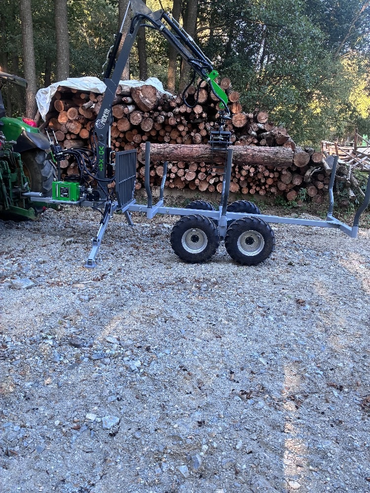 Vyvážečka s motorem Loncin - 7