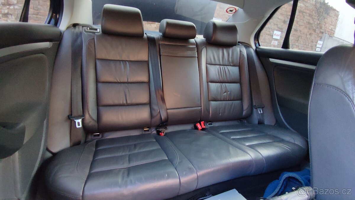 Kožený interiér Jetta Mk5. - 7