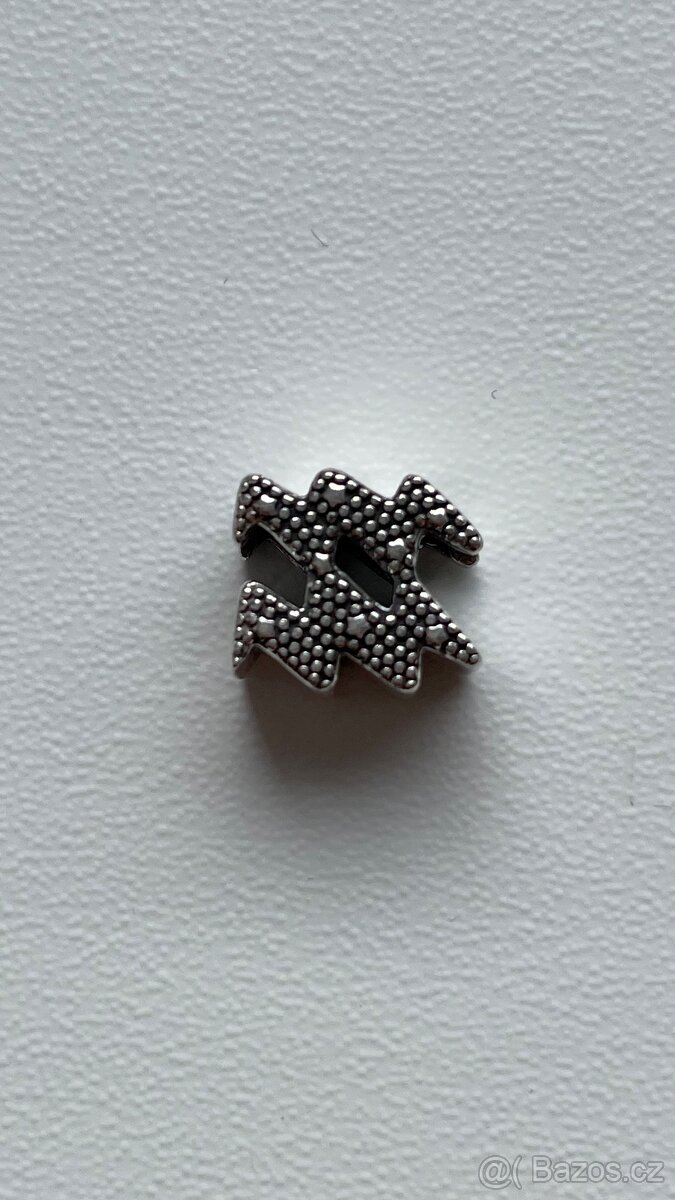PANDORA přívěšky - 7
