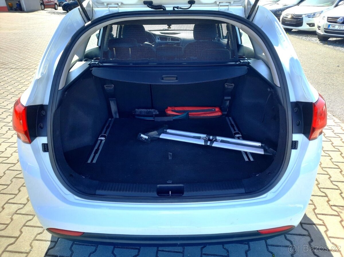 Kia Cee´d 1,4 CVVT-i KLIMATIZACEESP - 7