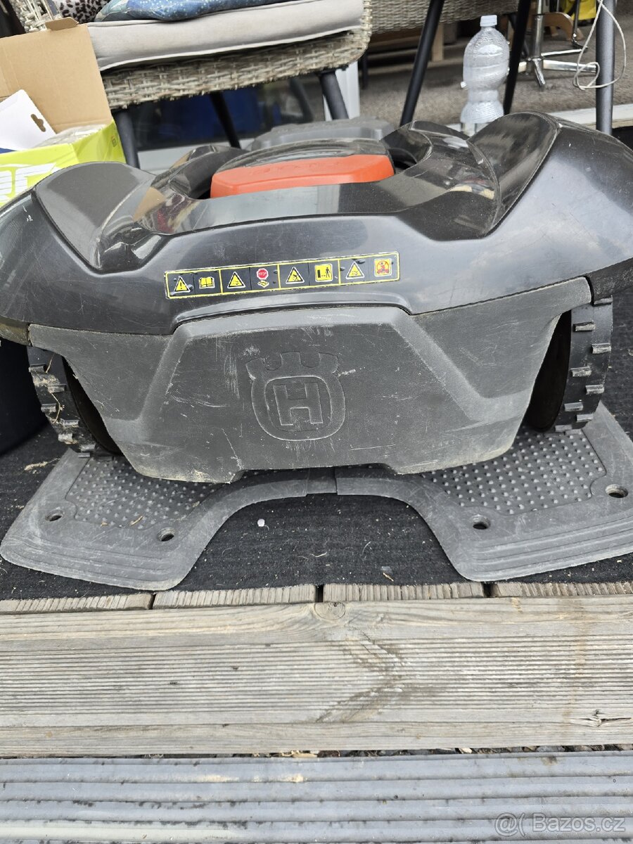 Roboticka sekačka Husqvarna - 7