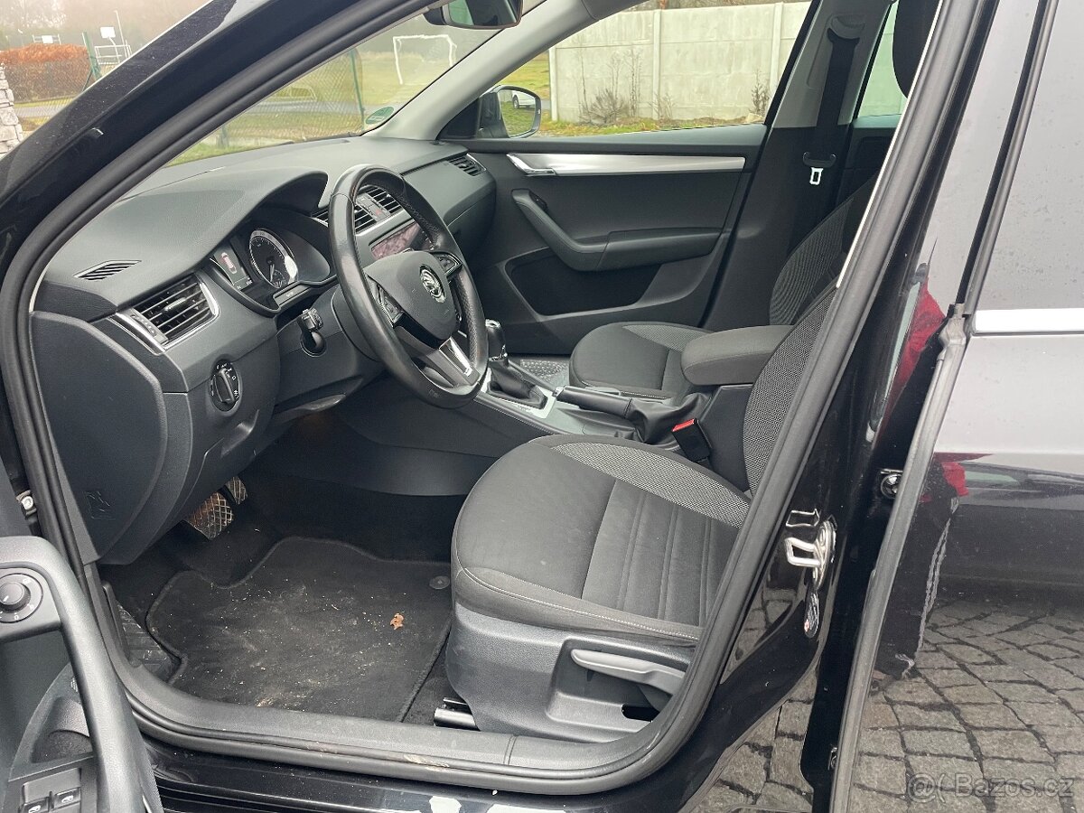 Škoda octavia kombi 1.6 TDi Dsg - 7