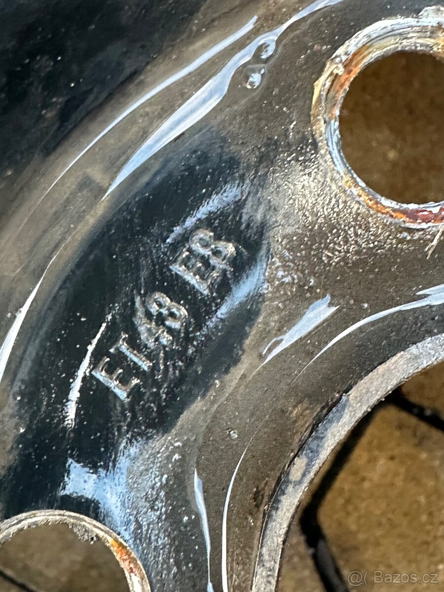 Plechová kola s pneu 6x15” 5x100 škoda fabia - 7