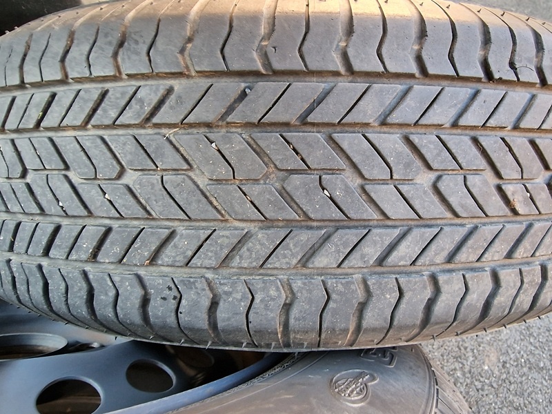 215-70/R16 Mitshubishi ASX - letní - 7