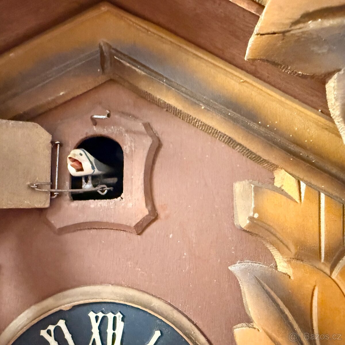 Staré dřevěné unikátní kukačky vyřezávané plně funkční - 7