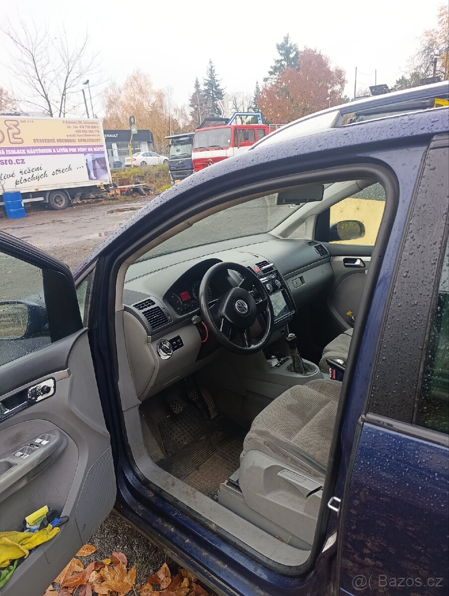 Touran 2.0 azv 100kw ND - 7