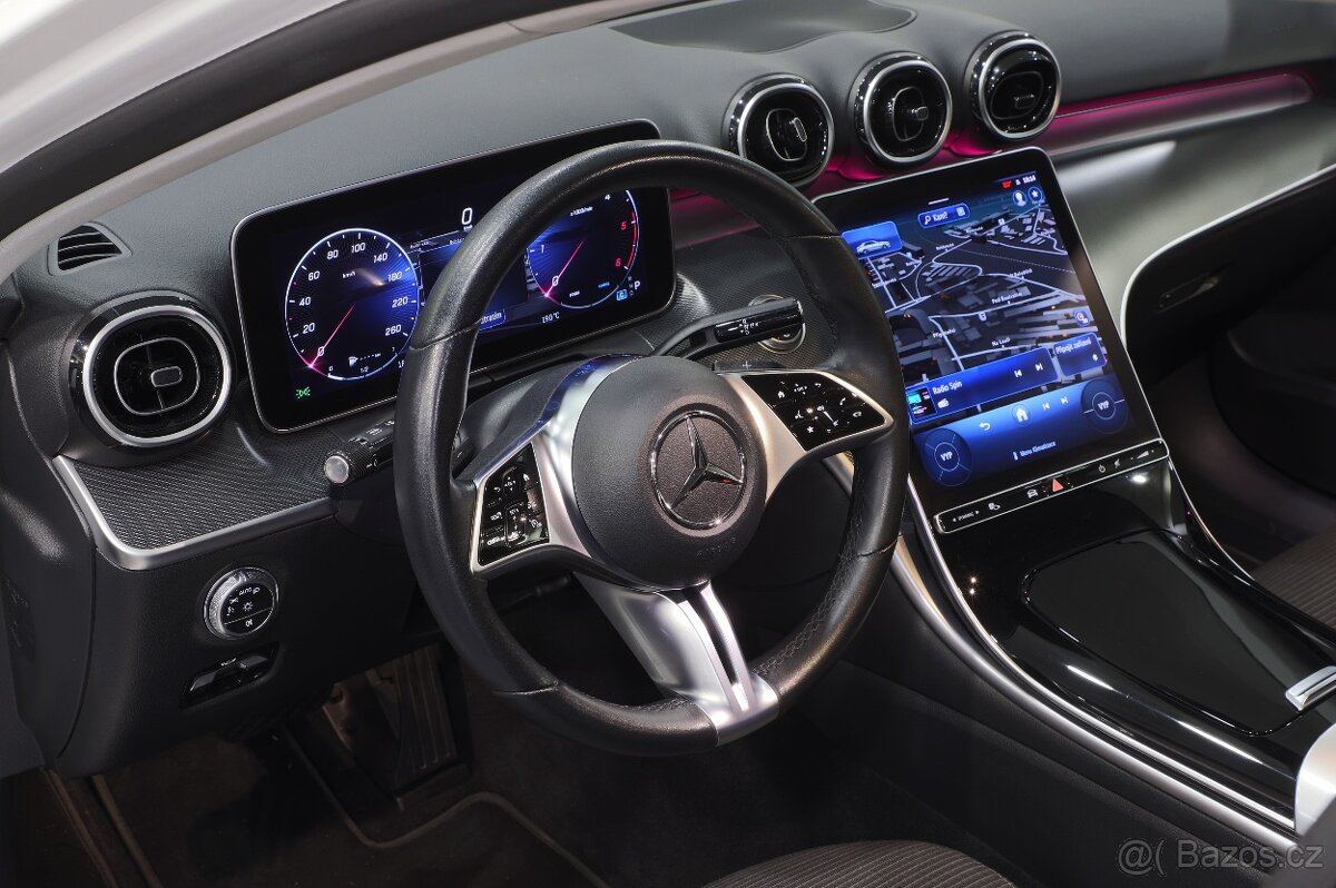 Mercedes-Benz C300d 195kW - otevřeno celý víkend do 20:00 - 7