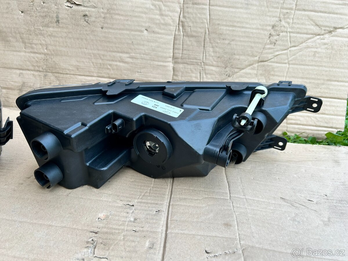 Mlhovky Škoda Rapid s LED černé - 7