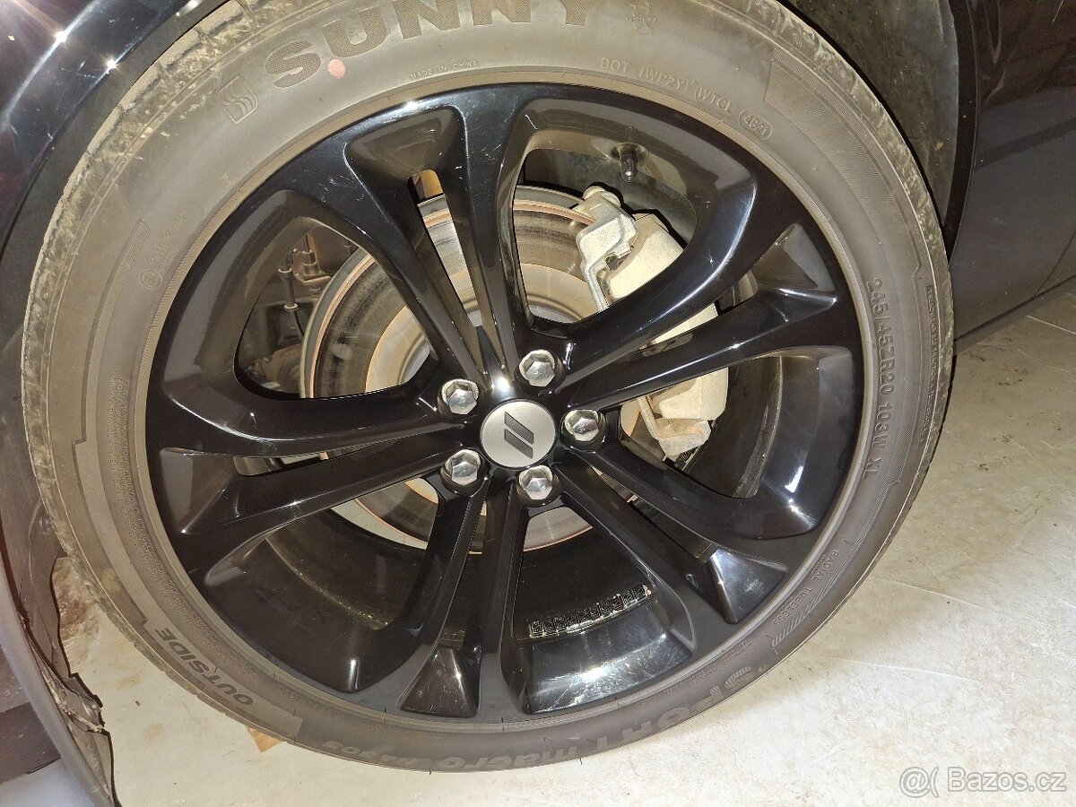 Dodge Challenger - 7