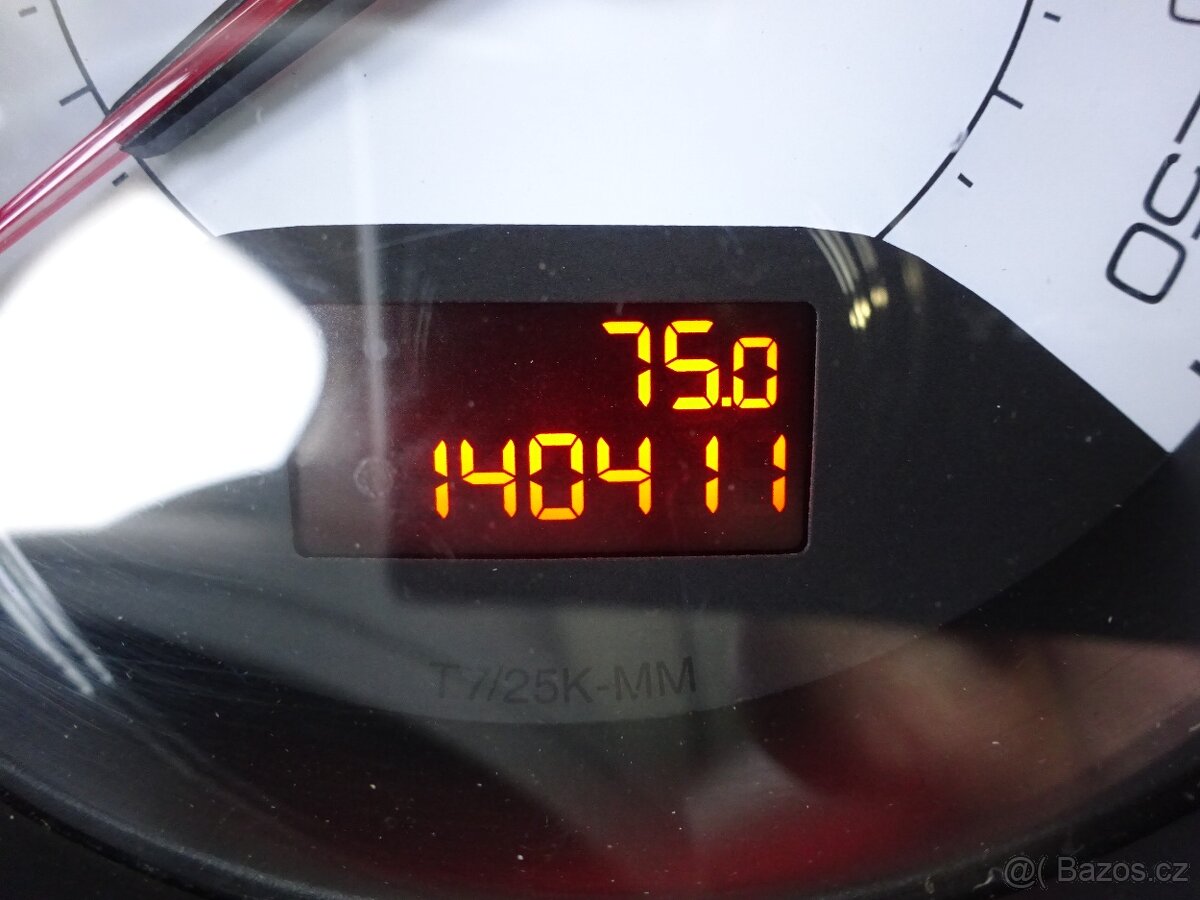 Peugeot 308 1.6i r.v.2010 serviska STK:9/2027 - 7