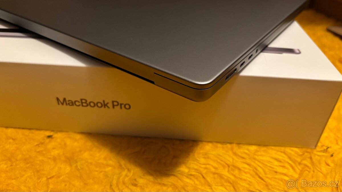 MacBook Pro 16” M1 Pro 2021 16GB RAM 512GB SSD Space Grey - 7