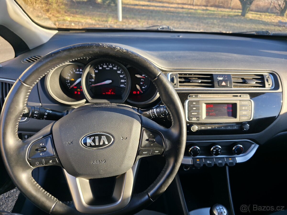 Kia Rio 2015 - 7