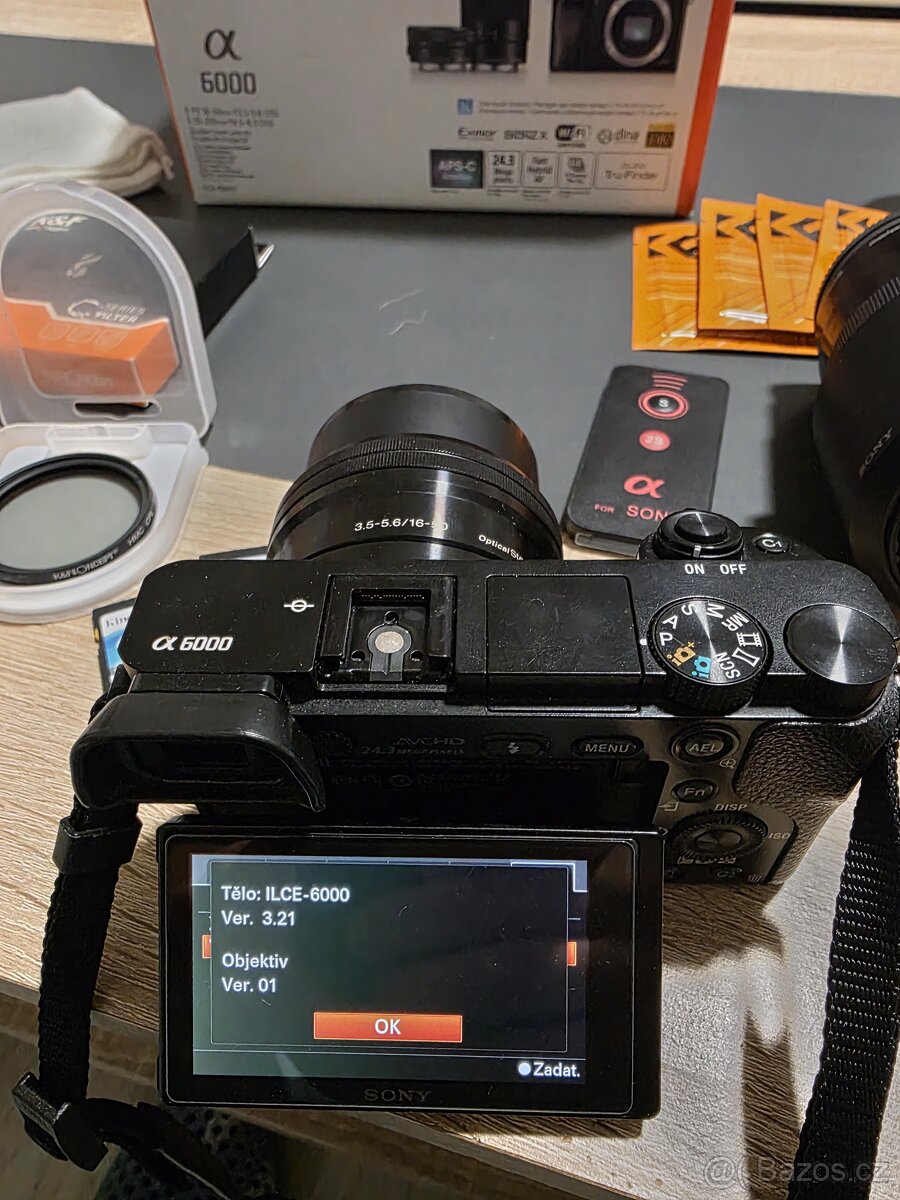 Sony A6000 + 16-50mm + 55-210mm + bohaté příslušenství - 7
