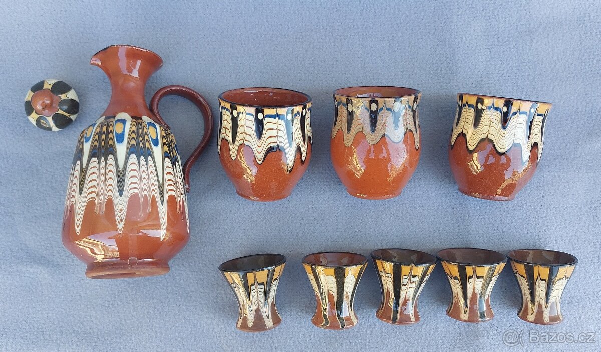 Bulharská keramika - talíře, tácy, hrnky, karafa ... - 7