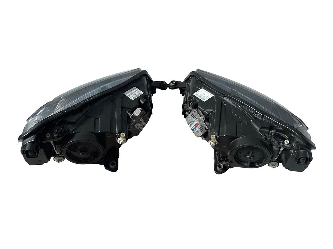 Pravý xenon 3V1941016A Škoda Superb 3 r.v. 2018 - 7