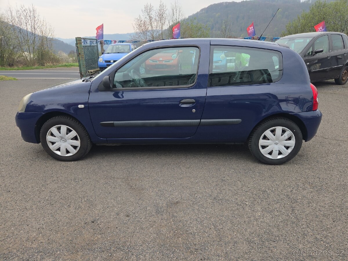 Renault Clio 1.2i - 7