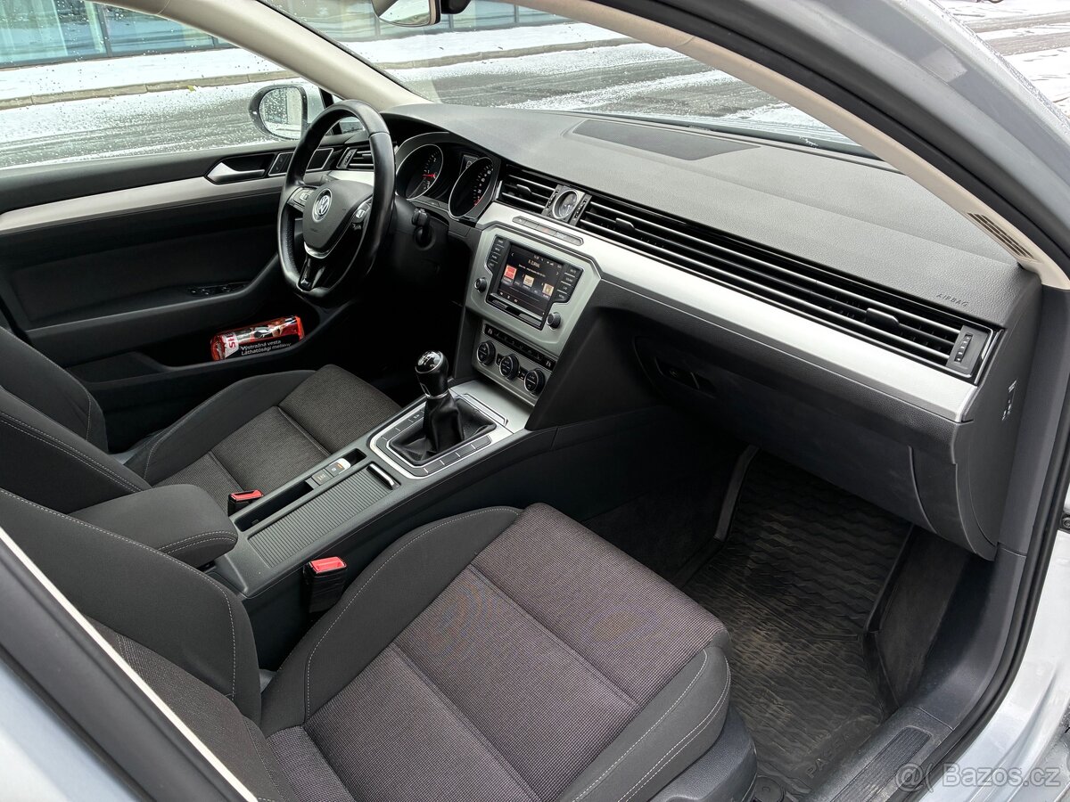 VW Passat B8 2.0 TDI 110kW | 216tkm, WEBASTO, TAŽNÉ, LED - 7