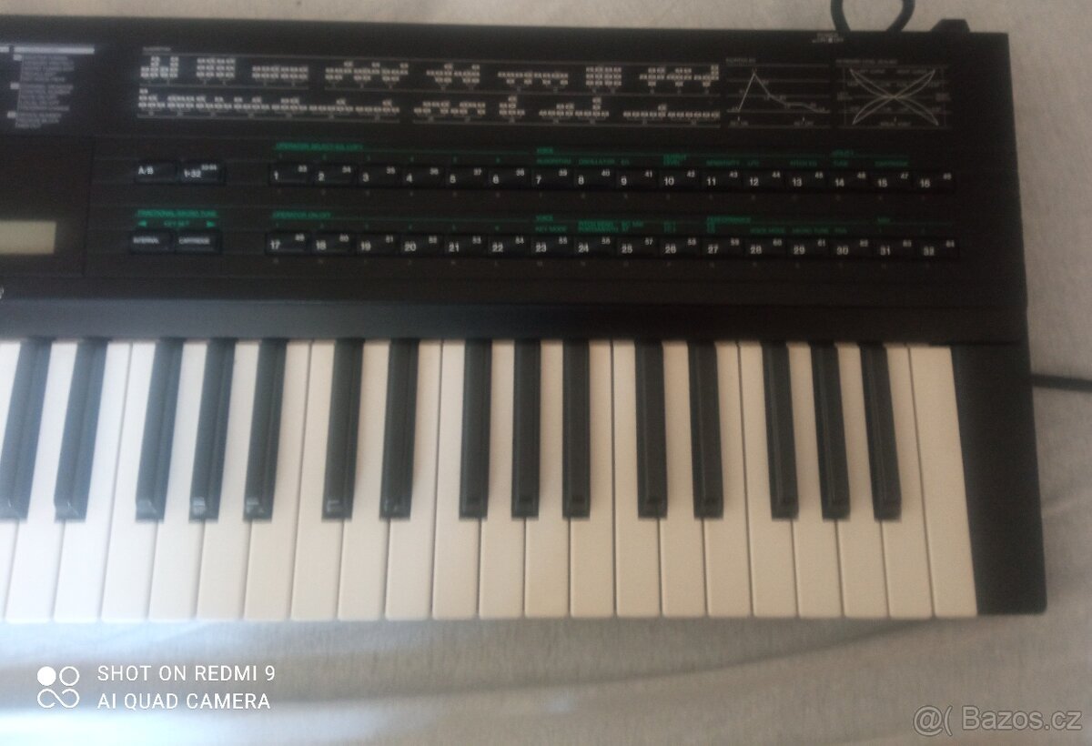 Predám Yamaha dx7 II d + karta - [ - 7