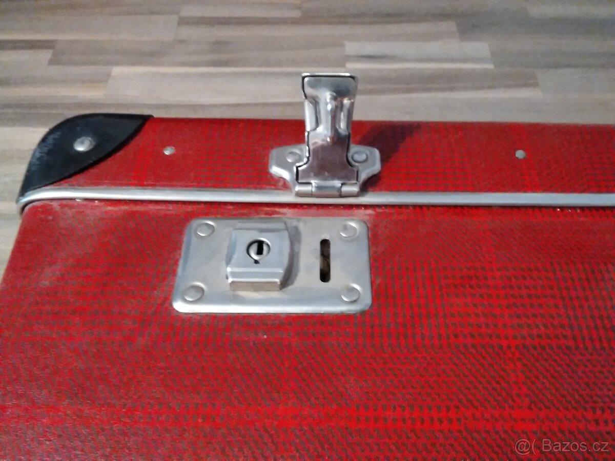 retro Kufr Kazeto - 7