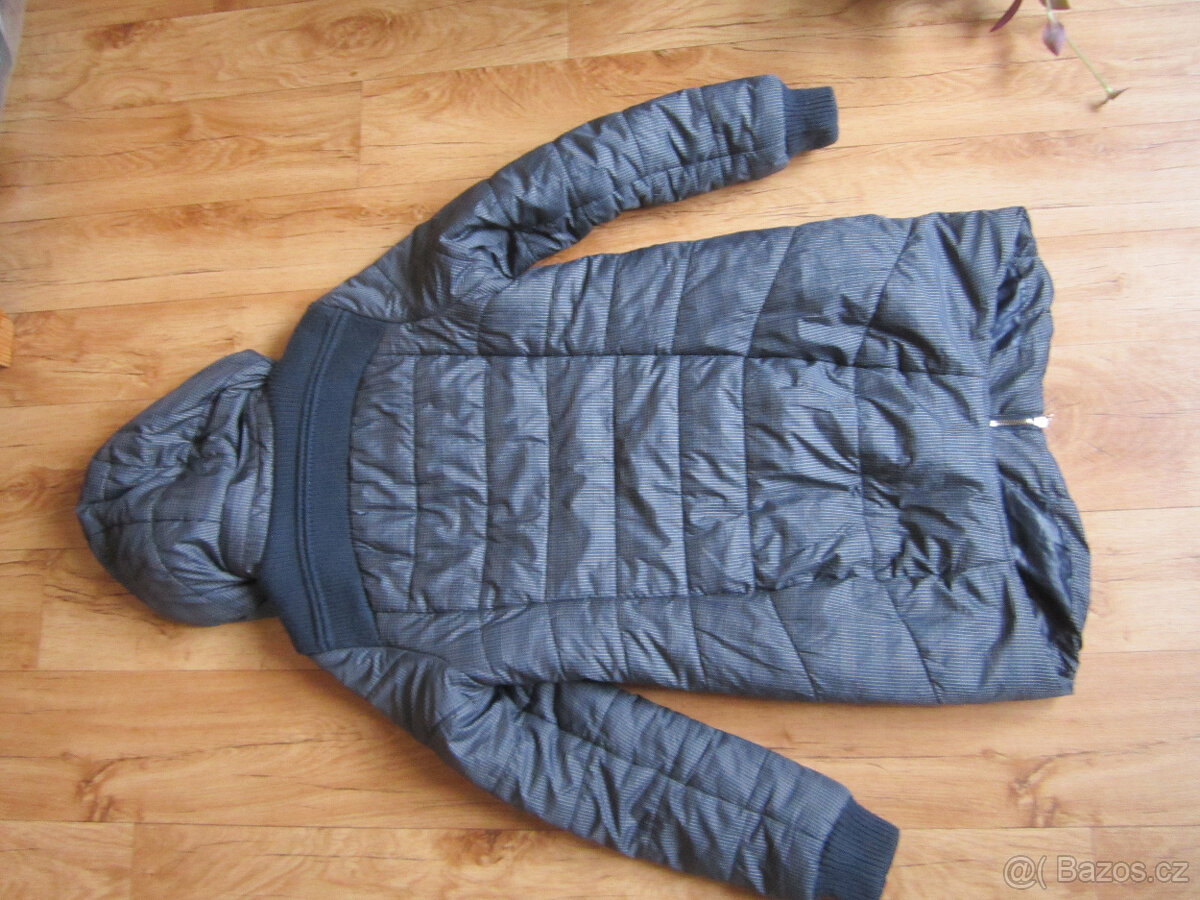 Prošívaná zimní bunda / kabát M/L, lehká a teplá - 7