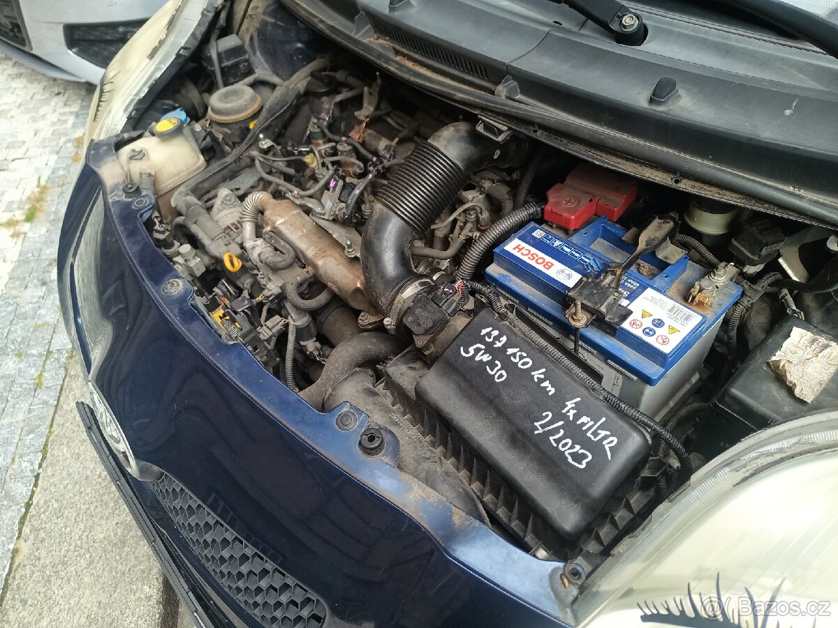 Prodám Toyota Yaris D-4D automat - 7