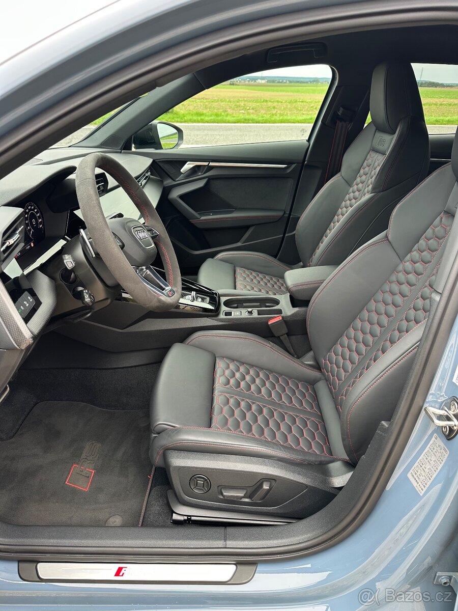 AUDI RS3 2.5 TFSI 294kw záruka 2028 - 7
