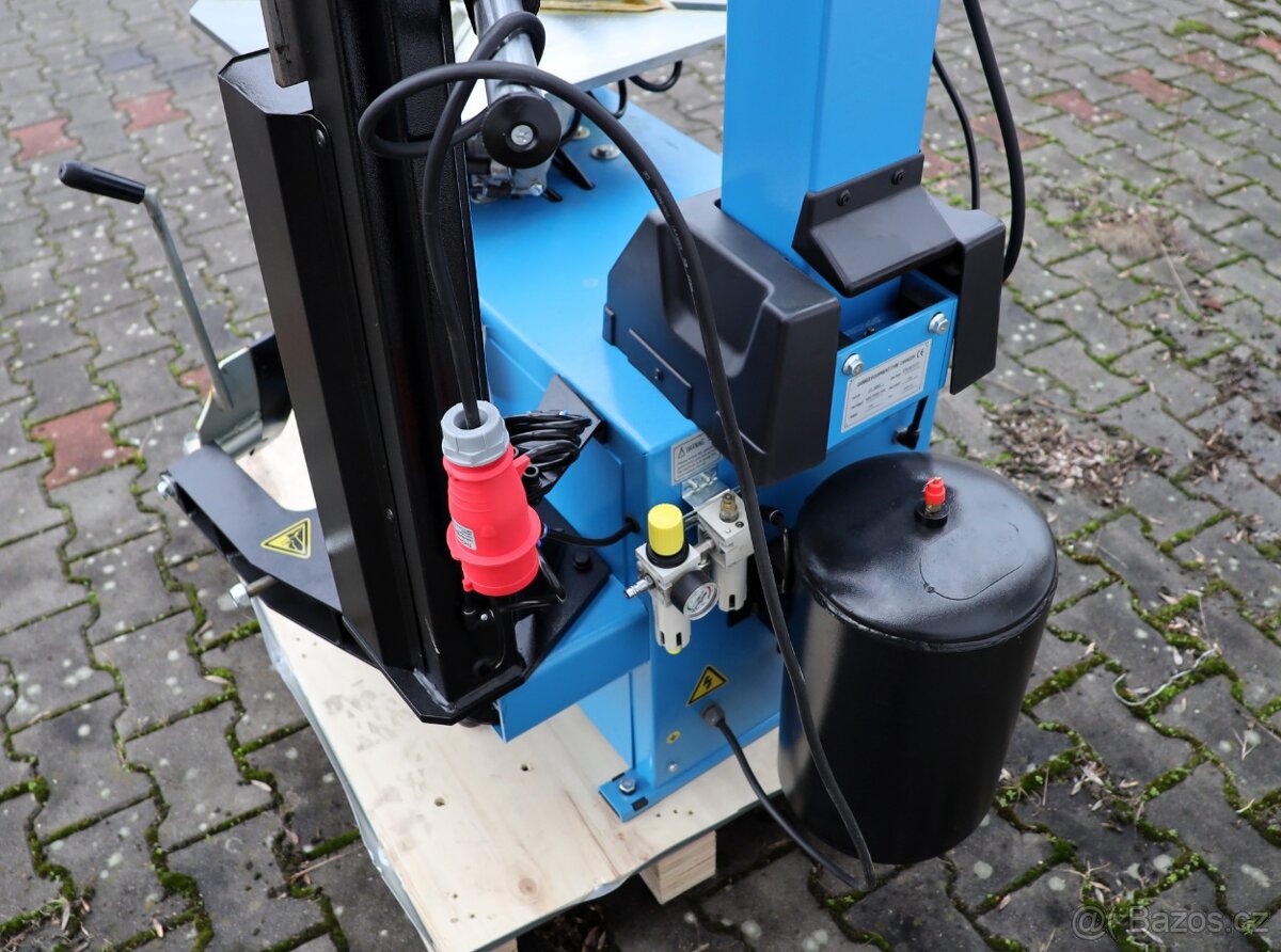 Akční set zouvačka + vyvažovačka kol - 7