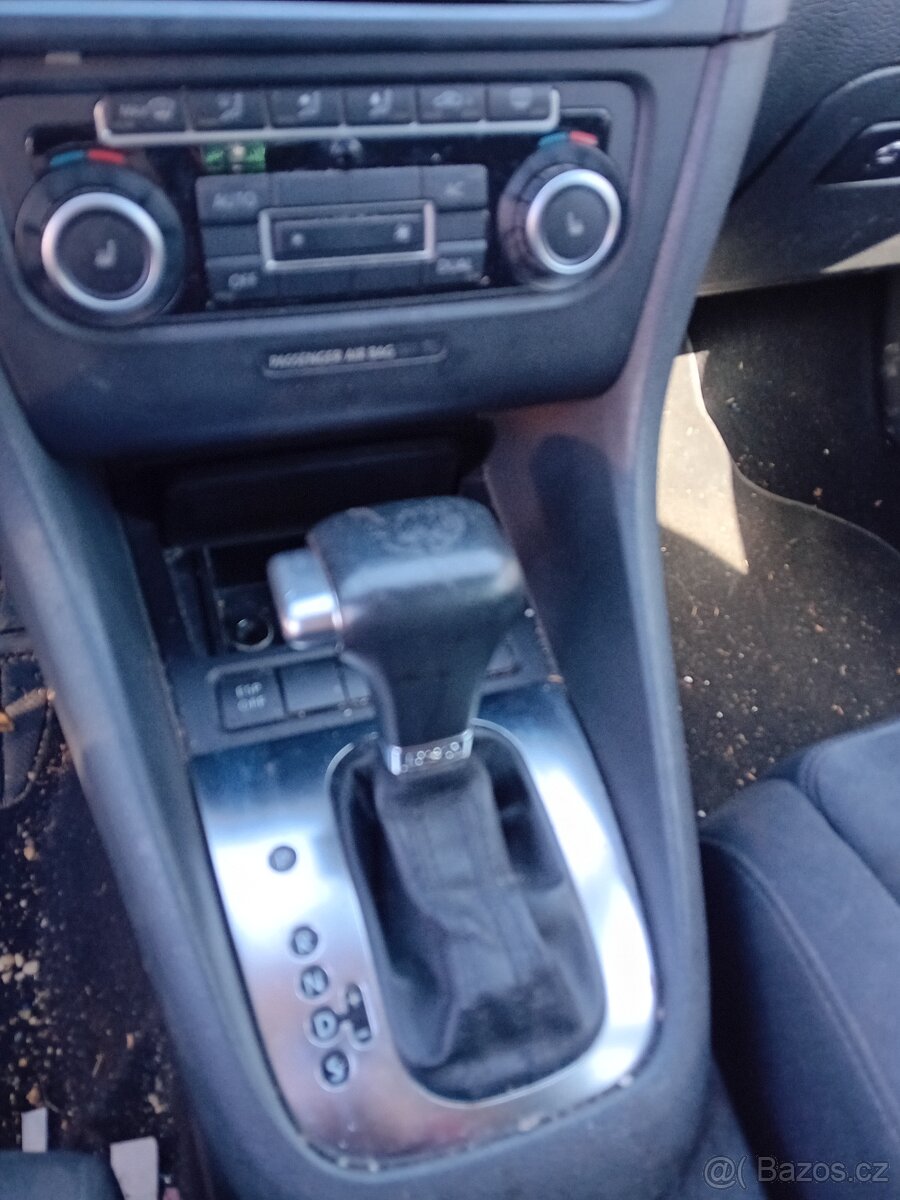 VW GOLF6 1.9TDI 66KW-DILY - 7